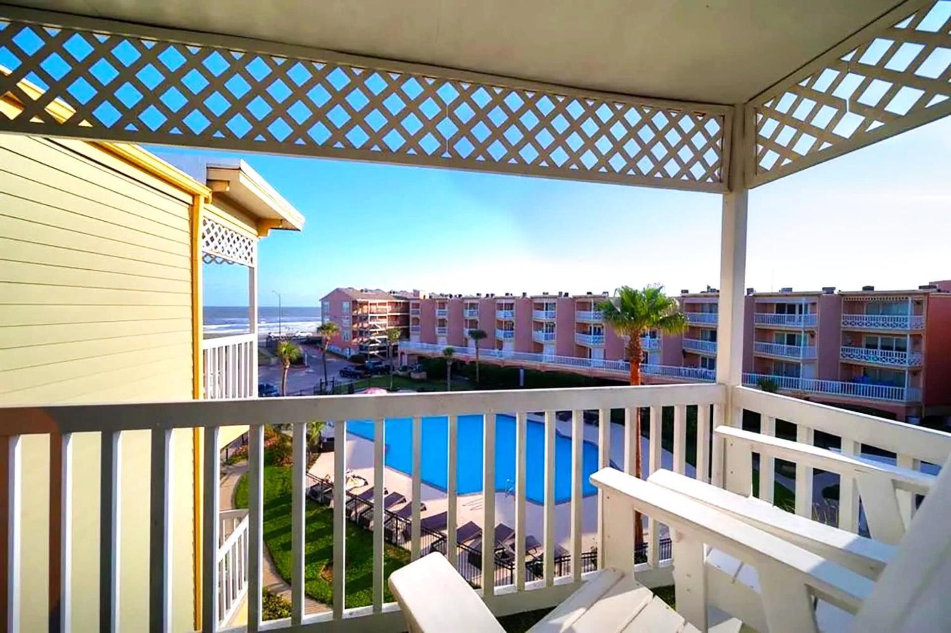 Apartamento Beautiful Ocean Views At The Victorian Galveston Exterior foto