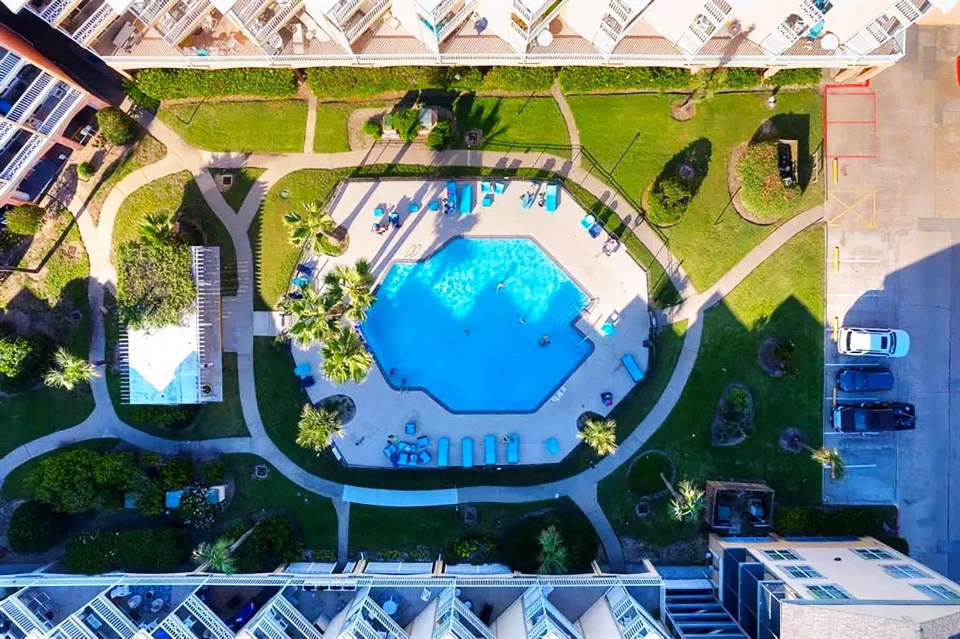 Apartamento Beautiful Ocean Views At The Victorian Galveston Exterior foto