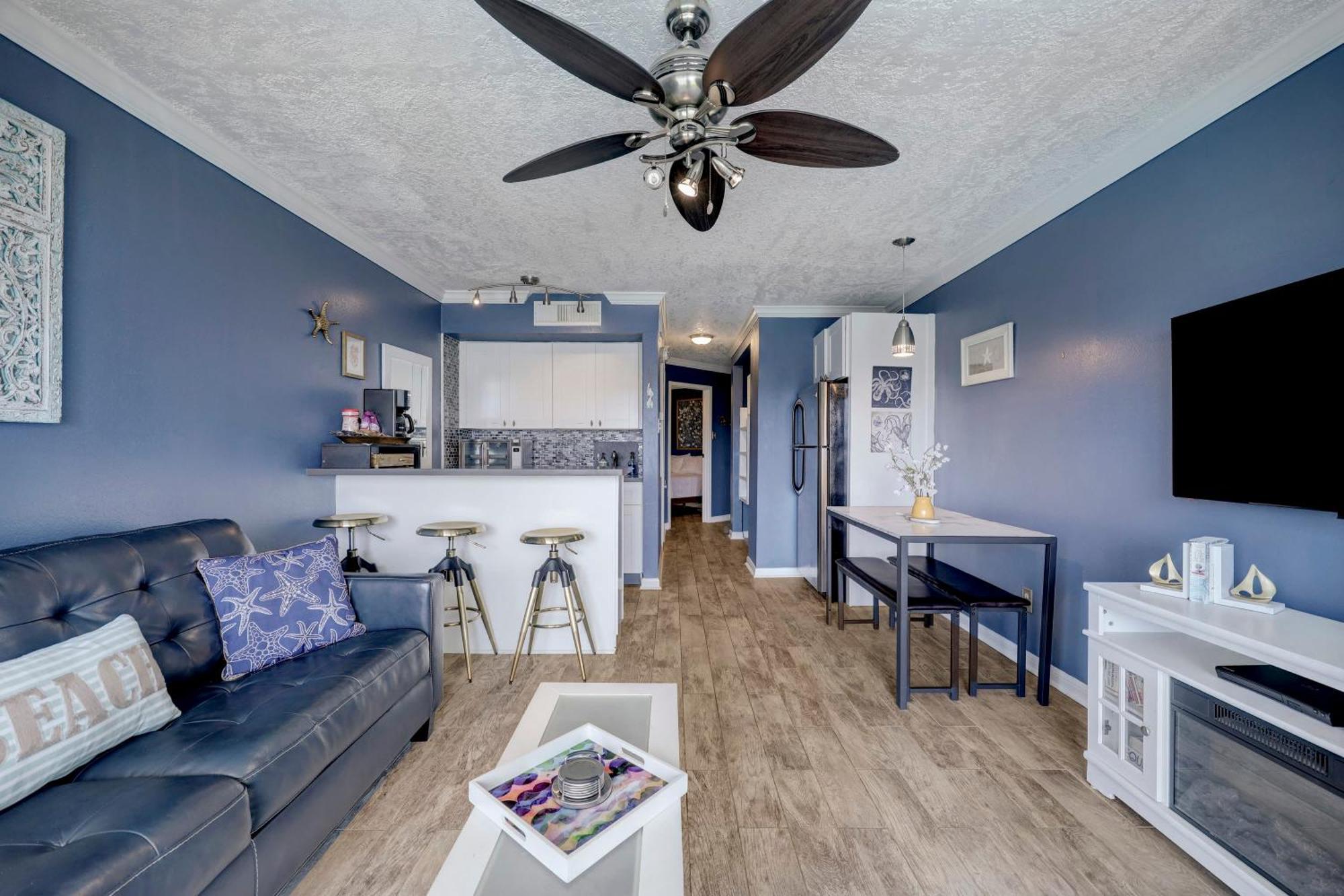 Apartamento Beautiful Ocean Views At The Victorian Galveston Exterior foto